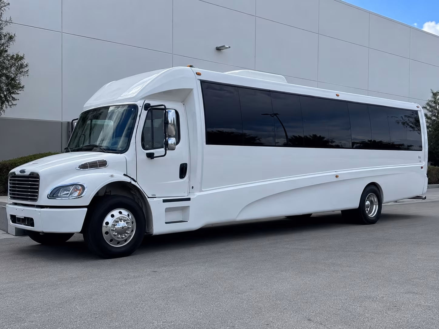 charleston area breweries distilleries party bus rental