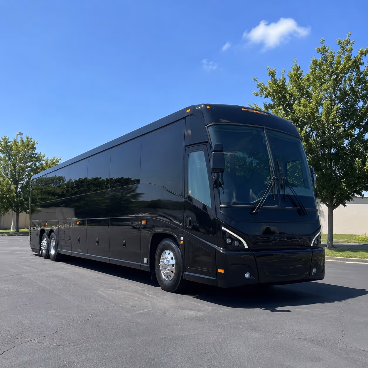 group hotel shuttle runs between chs and north charleston hotels