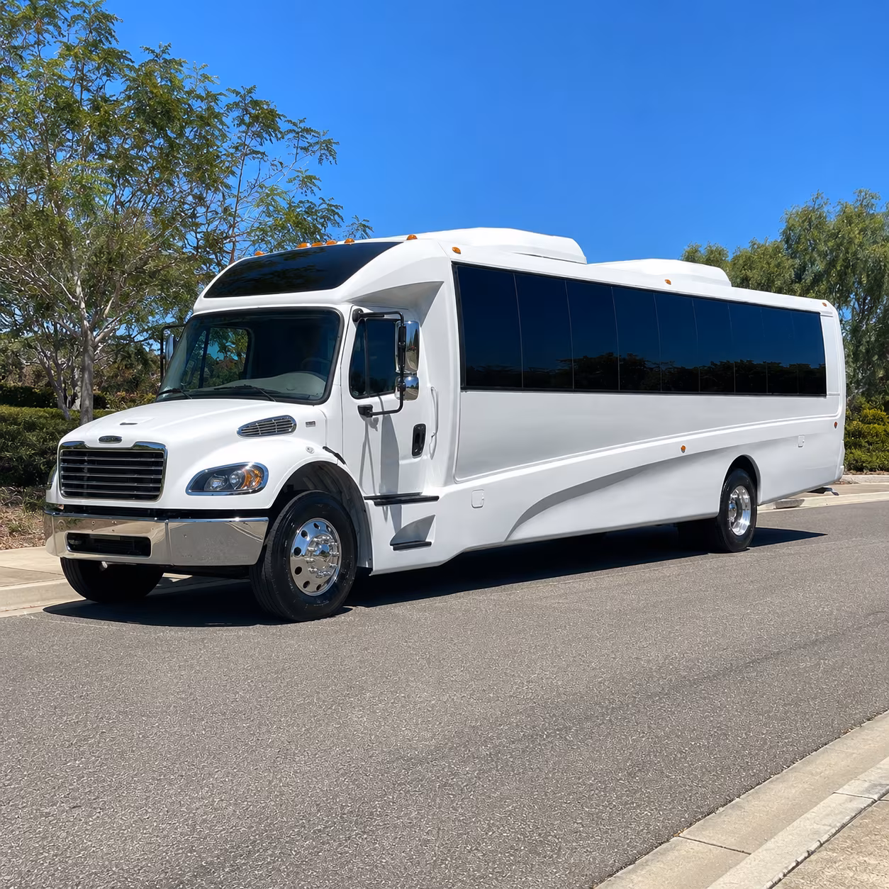 north charleston 35 passenger minibus
